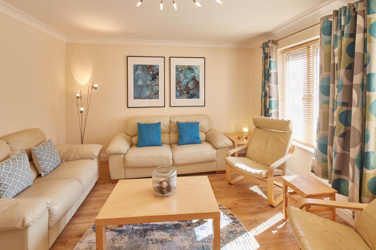 Host & Stay - The Scuttlebutt Townhouse Уитби Экстерьер фото